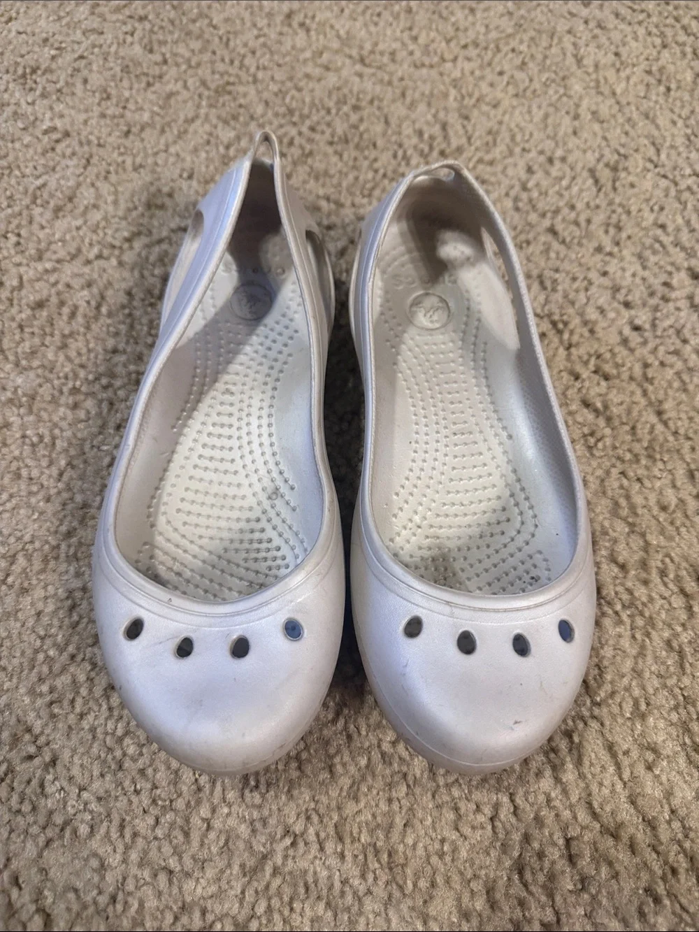 CROCS Kids Ballet Flats in Light Silver